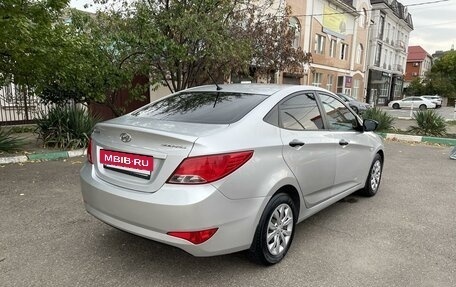 Hyundai Solaris II рестайлинг, 2015 год, 1 050 000 рублей, 5 фотография