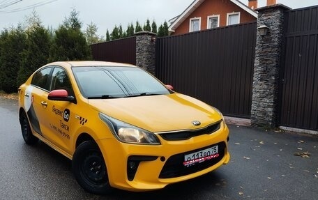 KIA Rio IV, 2018 год, 970 000 рублей, 1 фотография