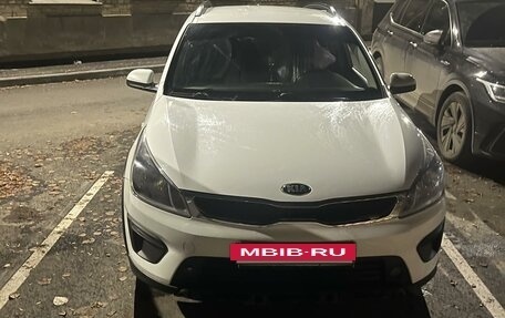 KIA Rio IV, 2018 год, 1 350 000 рублей, 2 фотография