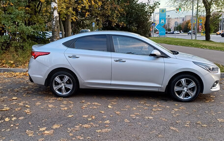 Hyundai Solaris II рестайлинг, 2018 год, 1 400 000 рублей, 3 фотография