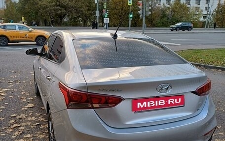 Hyundai Solaris II рестайлинг, 2018 год, 1 400 000 рублей, 2 фотография