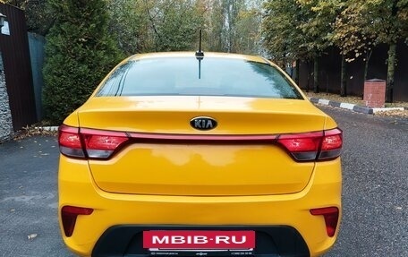 KIA Rio IV, 2018 год, 970 000 рублей, 5 фотография