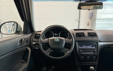 Skoda Yeti I рестайлинг, 2014 год, 998 000 рублей, 21 фотография