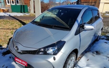 Toyota Vitz, 2015 год, 920 000 рублей, 11 фотография