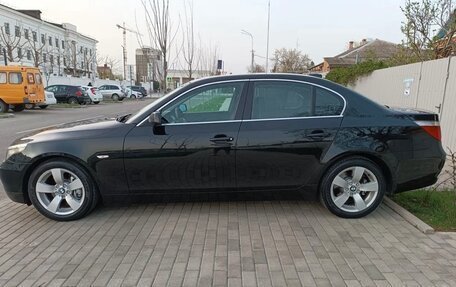 BMW 5 серия, 2006 год, 1 350 000 рублей, 13 фотография