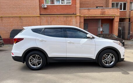 Hyundai Santa Fe III рестайлинг, 2018 год, 2 600 000 рублей, 4 фотография