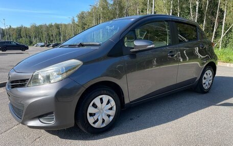 Toyota Vitz, 2012 год, 1 099 000 рублей, 1 фотография