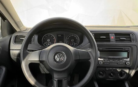 Volkswagen Jetta VI, 2013 год, 990 000 рублей, 16 фотография