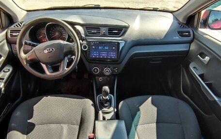 KIA Rio III рестайлинг, 2013 год, 779 000 рублей, 9 фотография