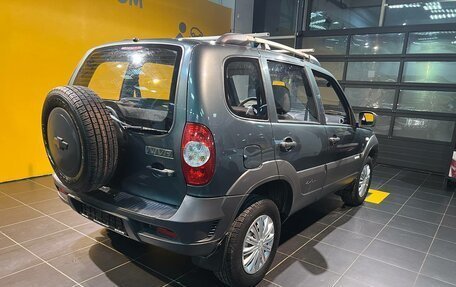 Chevrolet Niva I рестайлинг, 2013 год, 714 000 рублей, 3 фотография