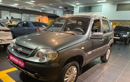 Chevrolet Niva I рестайлинг, 2013 год, 714 000 рублей, 7 фотография