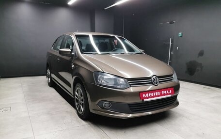 Volkswagen Polo VI (EU Market), 2015 год, 1 025 000 рублей, 3 фотография