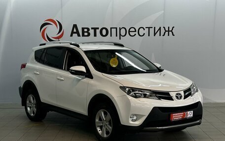 Toyota RAV4, 2014 год, 2 130 000 рублей, 3 фотография