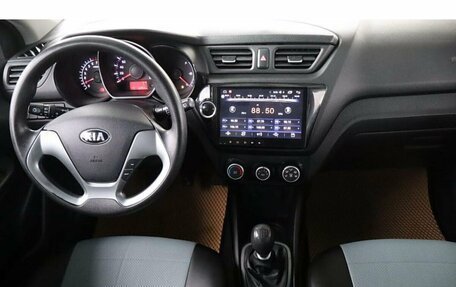 KIA Rio III рестайлинг, 2016 год, 916 000 рублей, 9 фотография