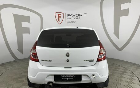 Renault Sandero I, 2013 год, 599 000 рублей, 3 фотография