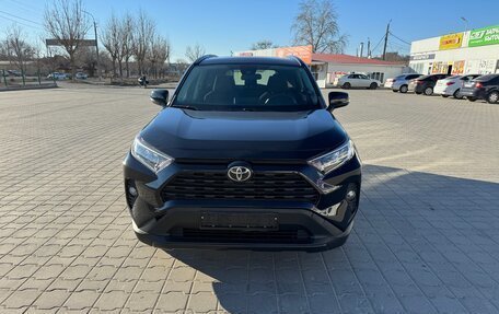 Toyota RAV4, 2019 год, 3 095 000 рублей, 1 фотография