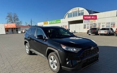 Toyota RAV4, 2019 год, 3 095 000 рублей, 2 фотография