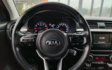 KIA Rio IV, 2017 год, 1 396 000 рублей, 11 фотография