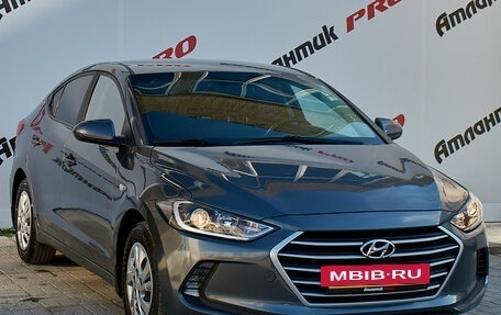 Hyundai Elantra VI рестайлинг, 2017 год, 1 350 000 рублей, 3 фотография