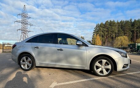 Chevrolet Cruze II, 2011 год, 815 000 рублей, 2 фотография