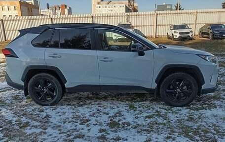 Toyota RAV4, 2022 год, 4 400 000 рублей, 21 фотография