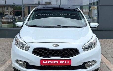 KIA cee'd III, 2013 год, 1 390 000 рублей, 2 фотография