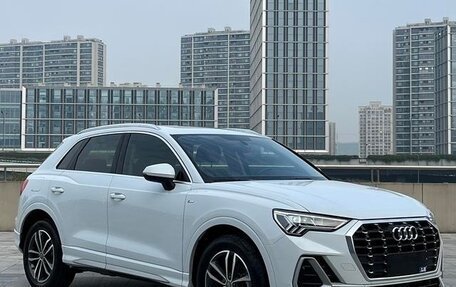 Audi Q3, 2021 год, 3 000 000 рублей, 3 фотография