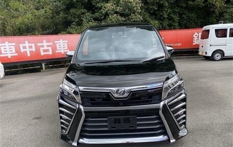 Toyota Voxy III, 2020 год, 2 190 090 рублей, 1 фотография