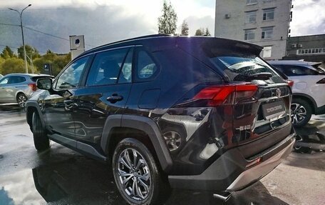 Toyota RAV4, 2024 год, 4 650 000 рублей, 15 фотография