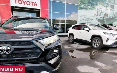 Toyota RAV4, 2024 год, 4 650 000 рублей, 12 фотография