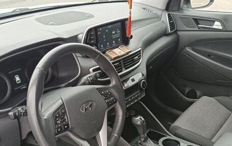 Hyundai Tucson III, 2019 год, 2 550 000 рублей, 2 фотография