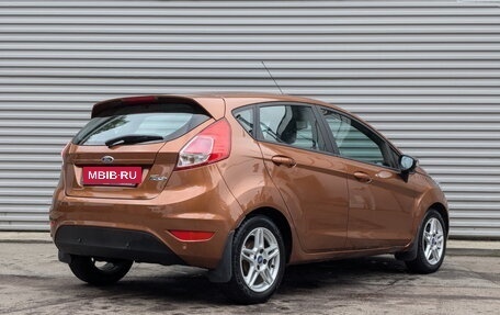 Ford Fiesta, 2015 год, 865 000 рублей, 5 фотография