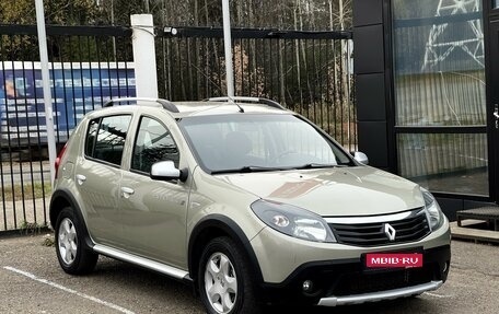 Renault Sandero I, 2013 год, 929 000 рублей, 1 фотография