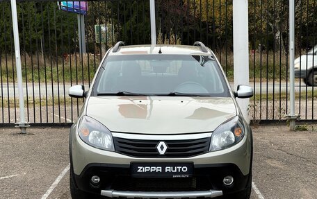 Renault Sandero I, 2013 год, 929 000 рублей, 2 фотография