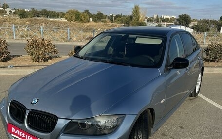 BMW 3 серия, 2011 год, 1 090 000 рублей, 2 фотография