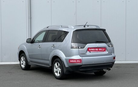 Mitsubishi Outlander III рестайлинг 3, 2010 год, 999 999 рублей, 7 фотография