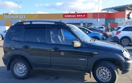 Chevrolet Niva I рестайлинг, 2011 год, 540 000 рублей, 2 фотография