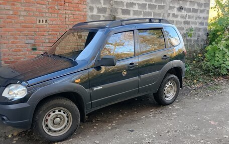 Chevrolet Niva I рестайлинг, 2011 год, 540 000 рублей, 8 фотография