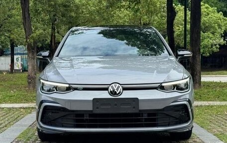 Volkswagen Golf VIII, 2020 год, 2 355 230 рублей, 2 фотография