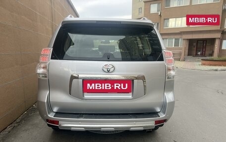 Toyota Land Cruiser Prado 150 рестайлинг 2, 2011 год, 4 500 000 рублей, 6 фотография