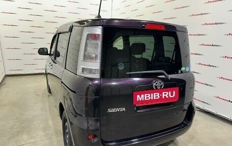 Toyota Sienta I, 2013 год, 985 000 рублей, 13 фотография