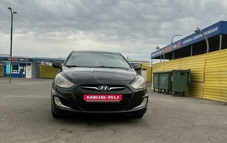 Hyundai Solaris II рестайлинг, 2013 год, 795 000 рублей, 20 фотография