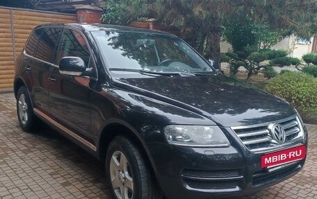 Volkswagen Touareg III, 2006 год, 1 180 000 рублей, 2 фотография