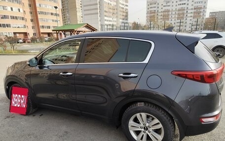 KIA Sportage IV рестайлинг, 2018 год, 2 200 000 рублей, 10 фотография