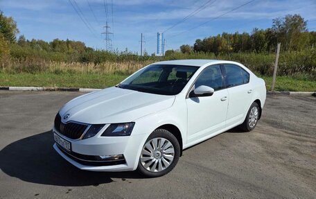 Skoda Octavia, 2018 год, 1 735 000 рублей, 10 фотография