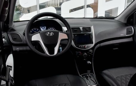 Hyundai Solaris II рестайлинг, 2013 год, 999 000 рублей, 6 фотография