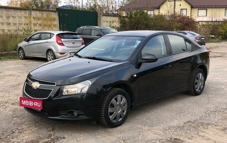 Chevrolet Cruze II, 2011 год, 850 000 рублей, 5 фотография