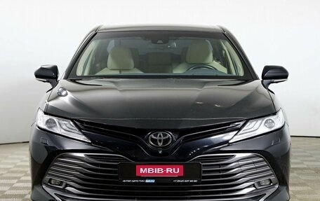 Toyota Camry, 2019 год, 3 098 000 рублей, 2 фотография