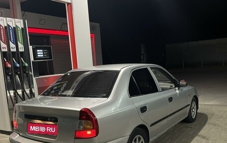 Hyundai Accent II, 2004 год, 375 000 рублей, 6 фотография