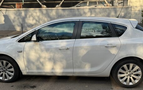 Opel Astra J, 2012 год, 1 199 000 рублей, 4 фотография